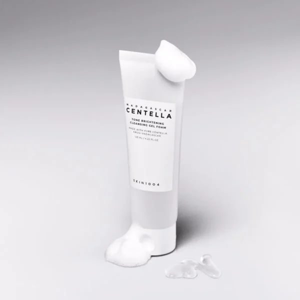 SKIN1004 MADAGASCAR CENTELLA TONE BRIGHTENING CLEANSING GEL FOAM 125ML