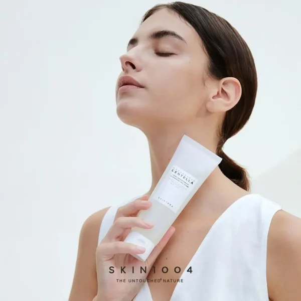 SKIN1004 MADAGASCAR CENTELLA TONE BRIGHTENING CLEANSING GEL FOAM 125ML